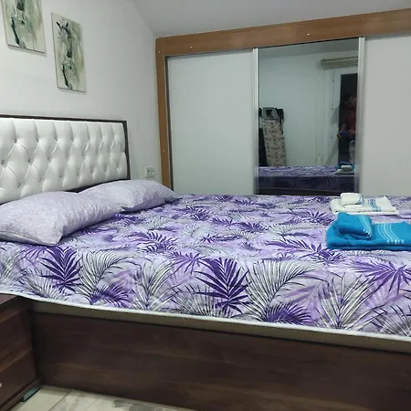 Diamond Apartment