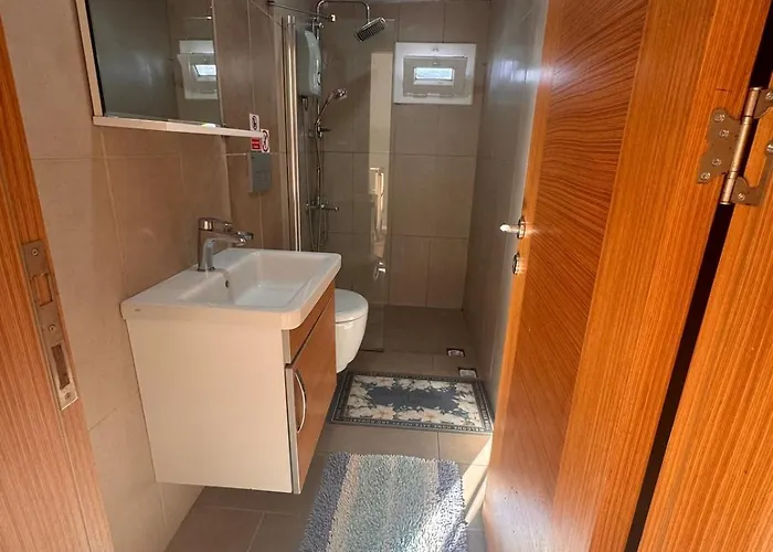 Diamond Pinara Residences Apartment